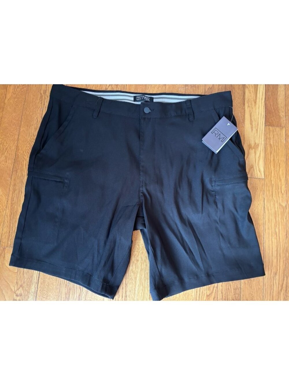 NWT Refined Matter Mens Size 40 Black Performance Cargo Shorts Stretch